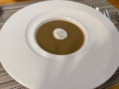 蘑菇汤-香樟花园法式铁板烧(恒隆广场店)
