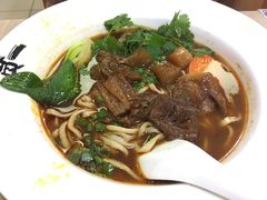 -贯一台湾牛肉面(八一七中路店)