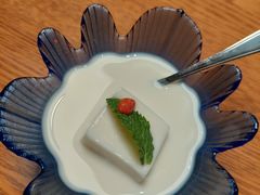 杏仁豆腐-炎蔵牛舌烤肉