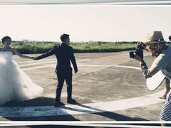 -燕西婚纱摄影工作室(友盛上都写字楼店)