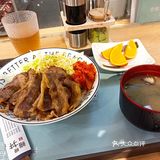 师傅历经训练 做出真正的美味