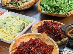 -佬缸炮江湖川菜(玉林店)