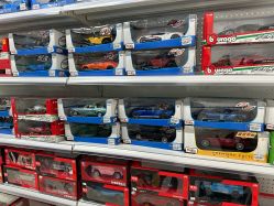 -玩动奇季品牌玩具超市