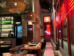 大堂-管氏翅吧(地安门创始店)