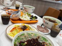 -德元兰州纯汤牛肉面(龙阳路店)