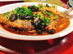 红烧扁鱼-三林本帮馆(中林街店)