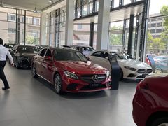 -上海星瀚奔驰4S店(红柳路店)