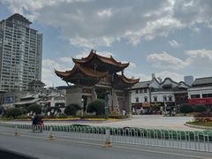 -老滇山寨•云南特色菜•地方菜•民族风情歌舞表演(金碧店)