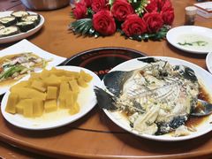 -蓝湾碧波·老字号·疍家非遗海上餐厅