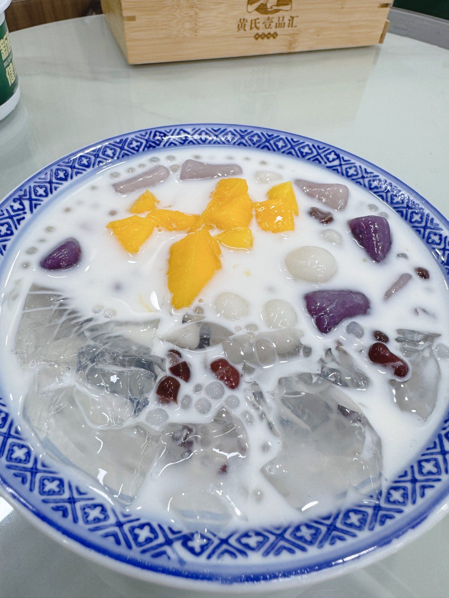 与朋友共享的美味甜品