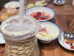 -云阿蛮云南生烫牛肉米线(奉贤路店)