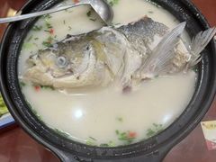 -万佛湖许老大铁锅鱼(黑金冠店)