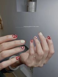 -DAZZLING BEAUTY美甲•美睫专门店