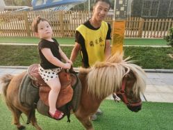 -萌宠亲子动物乐园(槐房万达店)