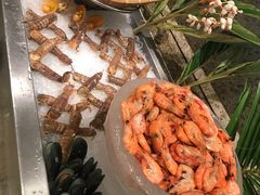 -华邑酒店·鲜艳全日自助餐厅