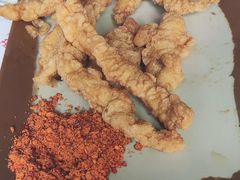 -猪三哥肥肠鸡川菜小炒