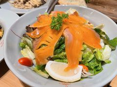 烟三文鱼沙律-Lia Cafe Bar Restaurant松山咖啡屋