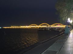 -人民防洪胜利纪念塔