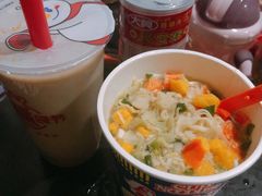 -蜜雪冰城·冰激凌与茶(瑞安吾悦店)