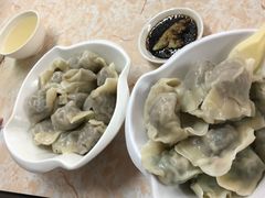 香茜牛肉饺-聚荣饺子店