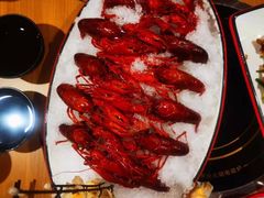 -虾弄弄海派小龙虾·牛羊蝎子火锅