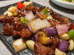 黑椒岩烧小牛肉-西元里(悦达889店)