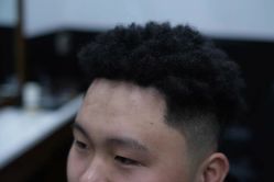 -MARTIN'S BARBER SHOP男士理发馆