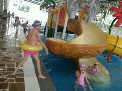 -中山夏威夷游泳馆(小榄店)