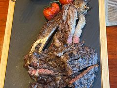 -东西风牛排馆周末烧烤自助(首都机场希尔顿店)