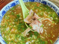 -泉儿头杂碎(杂碎师大店)