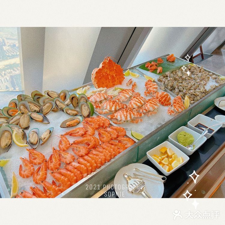 深圳|118层云端自助午餐☁️