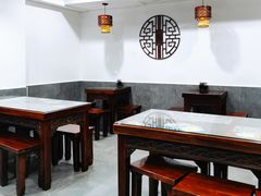 大堂-长人馄饨铺(解放街店)