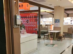 -阿瓦山寨·湘菜现炒·剁椒鱼头王(咸阳总店)