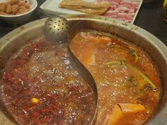 -沸炉重庆老火锅(军事博物馆店)