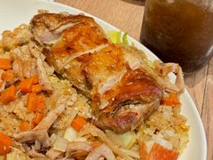 -玛格萝妮比萨屋(四平店)