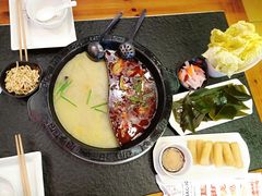 -重庆烧鸡公火锅(簋街店)