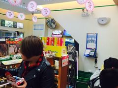 -全家便利店(愚园店)