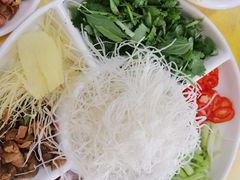 -官塘陈记鱼生·潮汕砂锅粥·牛肉火锅(潮枫路总店)