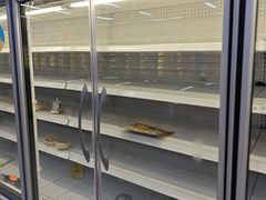 -家乐福(四元桥购物中心店)