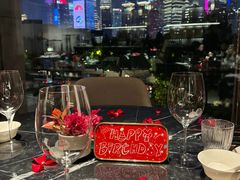 -遇外滩(BFC外滩金融中心店)