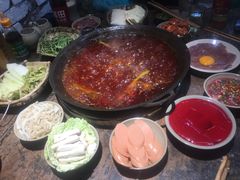 -四小区火锅·巷子里的重庆火锅(花照壁店)