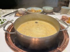 -洪氏嗨捞·猪肚鸡火锅(阳光天地店)