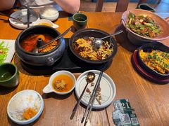 -云海肴·汽锅鸡·云南菜(天山百盛优客店)