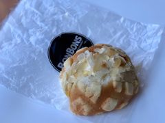 CreamPineappleBun-Bonbons Bakery(Burwood)