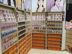 -moody彩瞳(环宇城店)