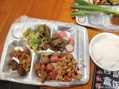 -新红帽自助盒饭(大悦城店)