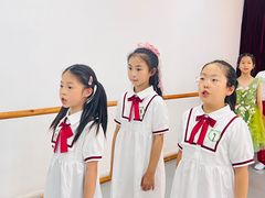 -蓝话筒·少儿成人演讲口才·主持朗诵·戏剧表演(大华第一坊店)