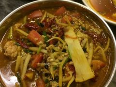 老友粉-红鼻子桂林米粉(金唐新光界店)