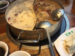 -蒙肥羊·酸汤潮牛·鲜牛肉火锅烤肉自助(岗顶店)