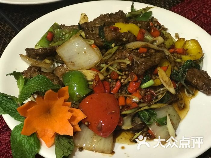 越舍香茅炒牛肉